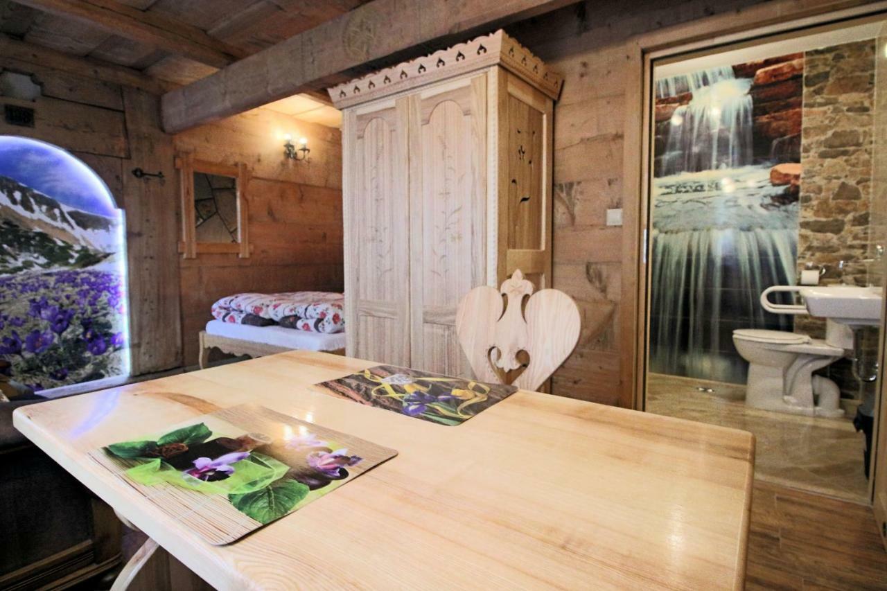 Goralski Domek Walus Zakopane - Scisle Centrum - Jedyny Domek Na Krupowkach 外观 照片
